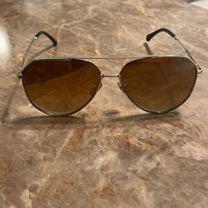 Diff x Jessie James decker sunglasses